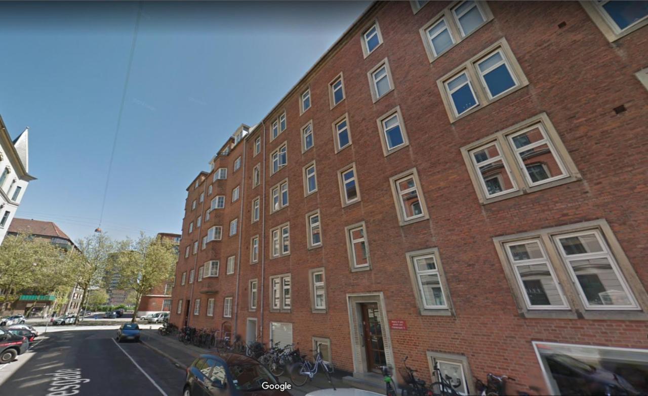 Bright 1-bedroom In Popular Osterbro Leilighet *